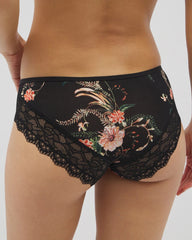 Hipster Panty with Enchanting Lace