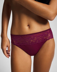 Edge Hipster Panty with Lace