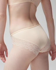 Hipster Panty with Enchanting Lace