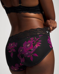 Hipster Panty with Enchanting Lace