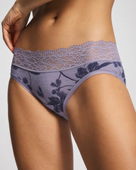 Hipster Panty with Enchanting Lace