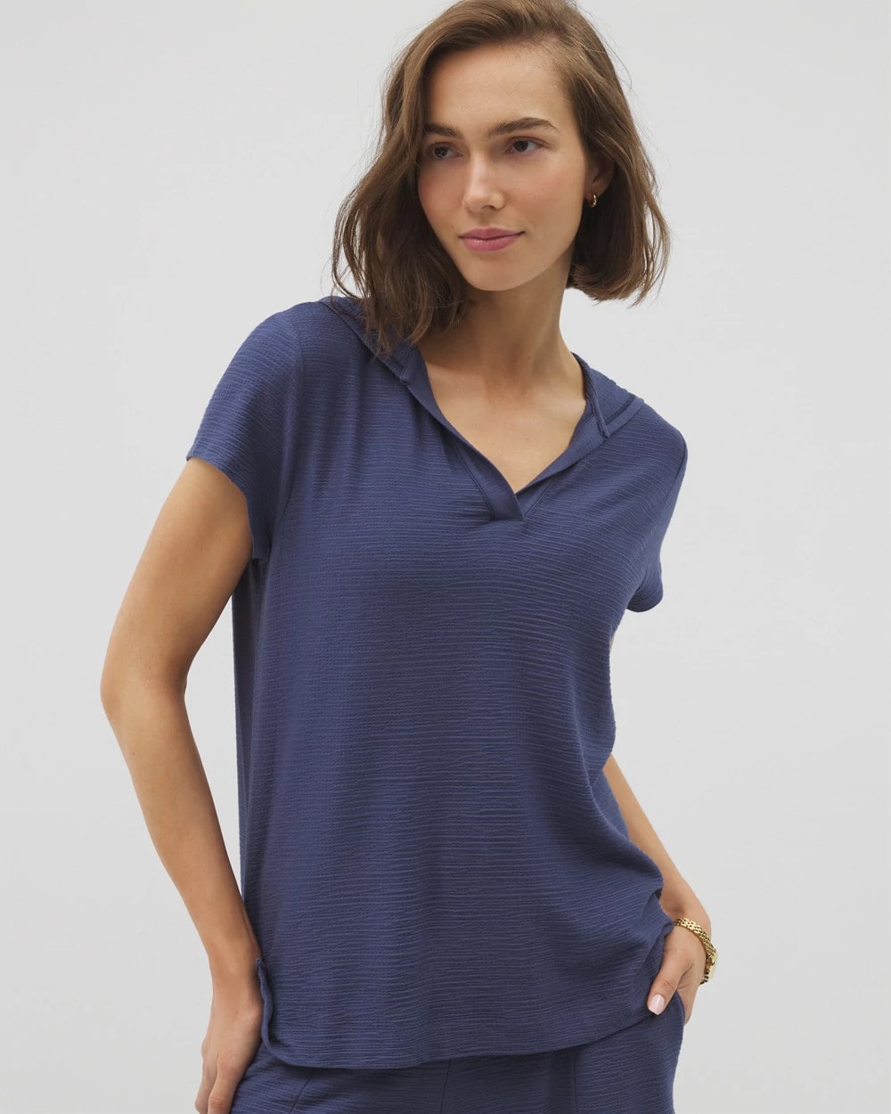 Crinkle Knit Short Sleeve V-Neck Hoodie