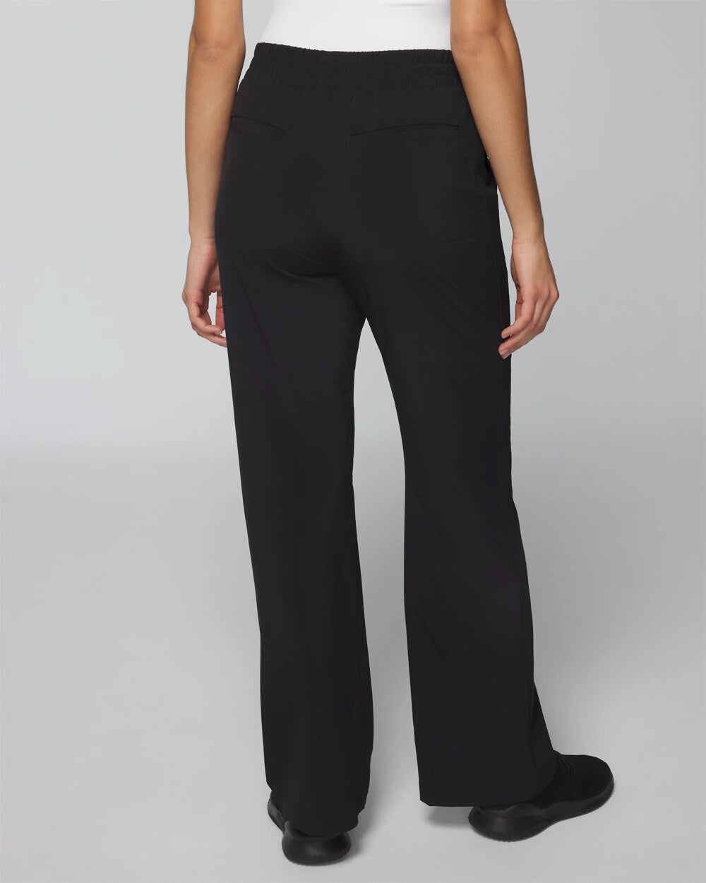 Relaxed Wide-Leg Pants