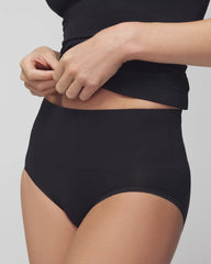 Seamless Ultralight Smoothing Brief