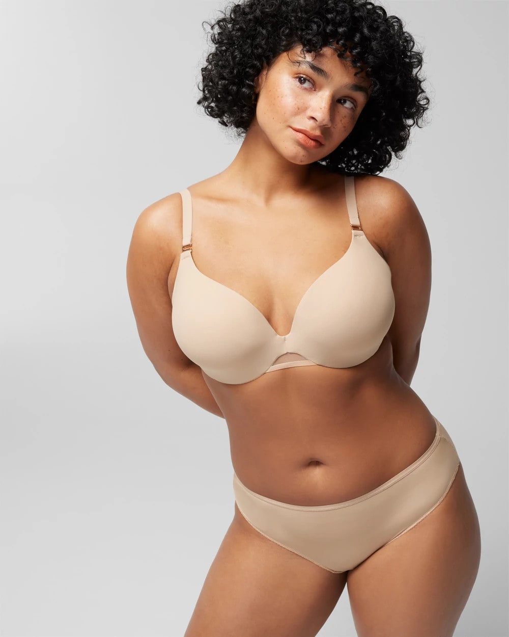 Demi Bra