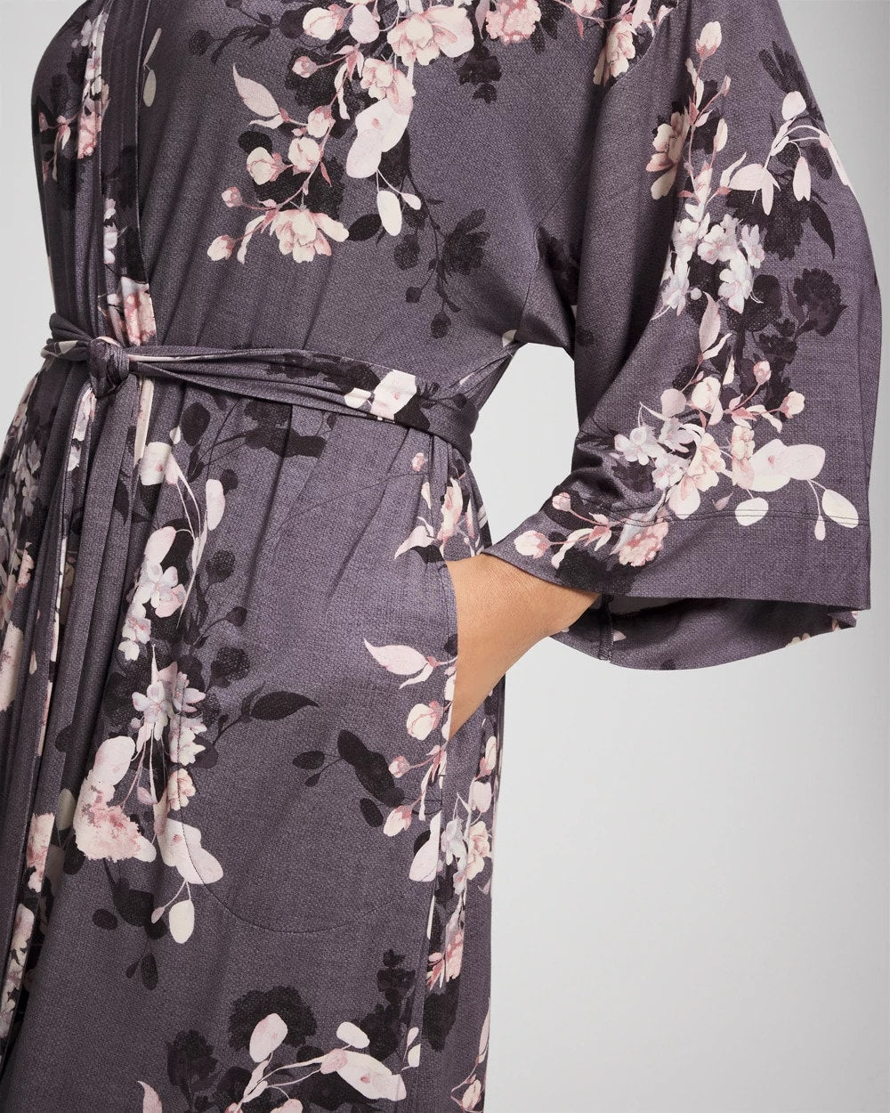 Short Robe