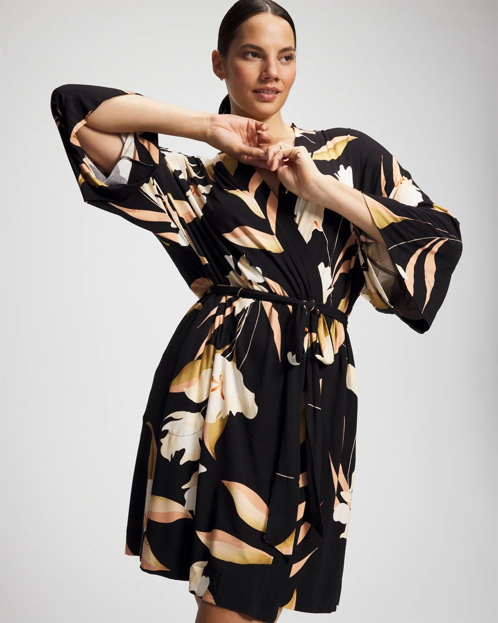 Short Robe