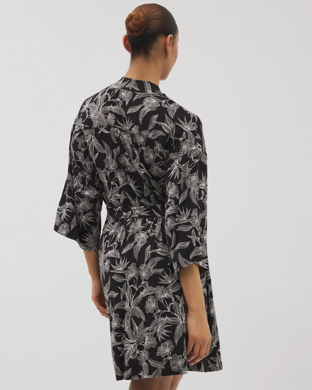 Short Robe