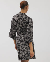 Short Robe