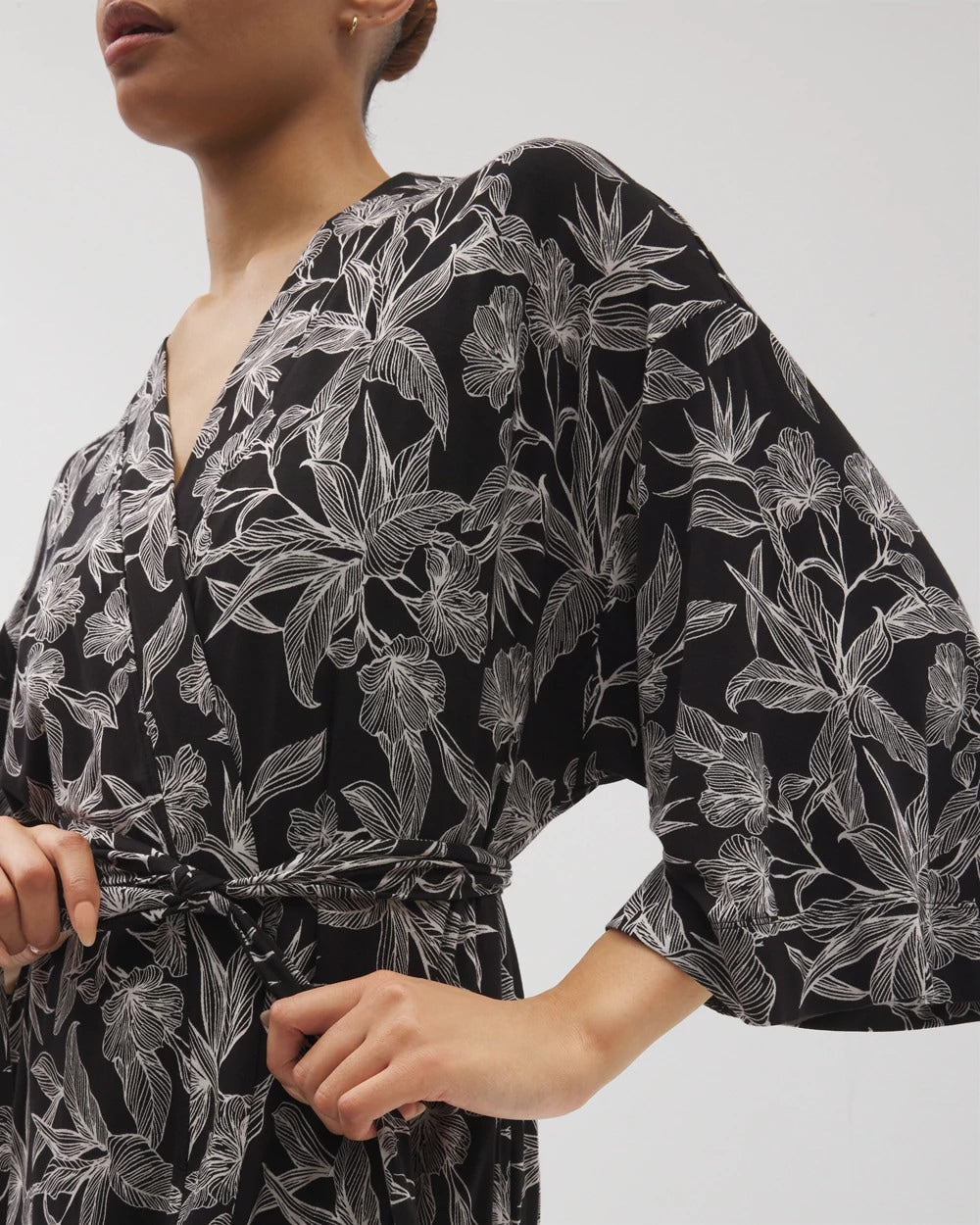 Short Robe
