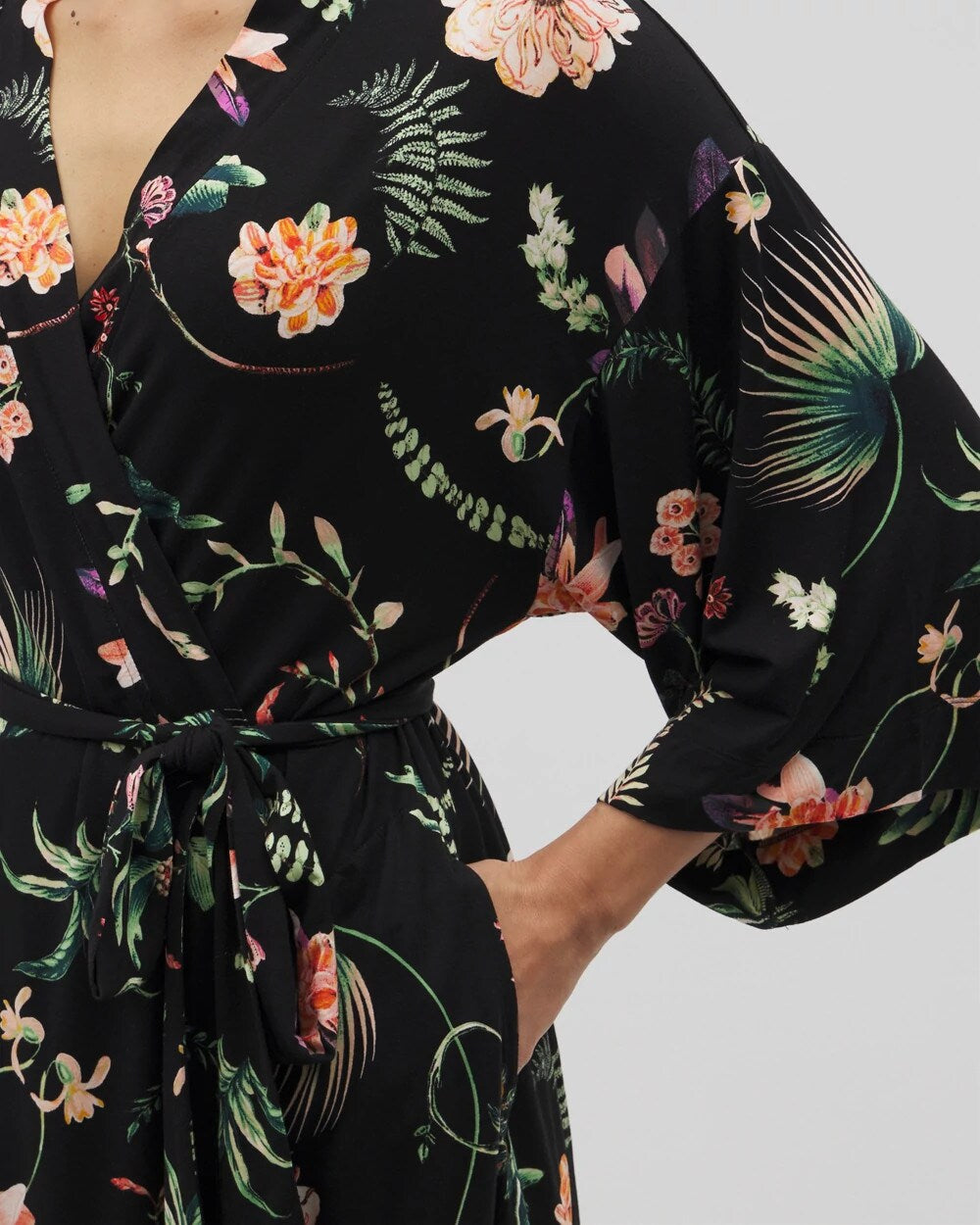 Short Robe
