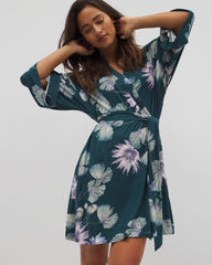 Short Robe