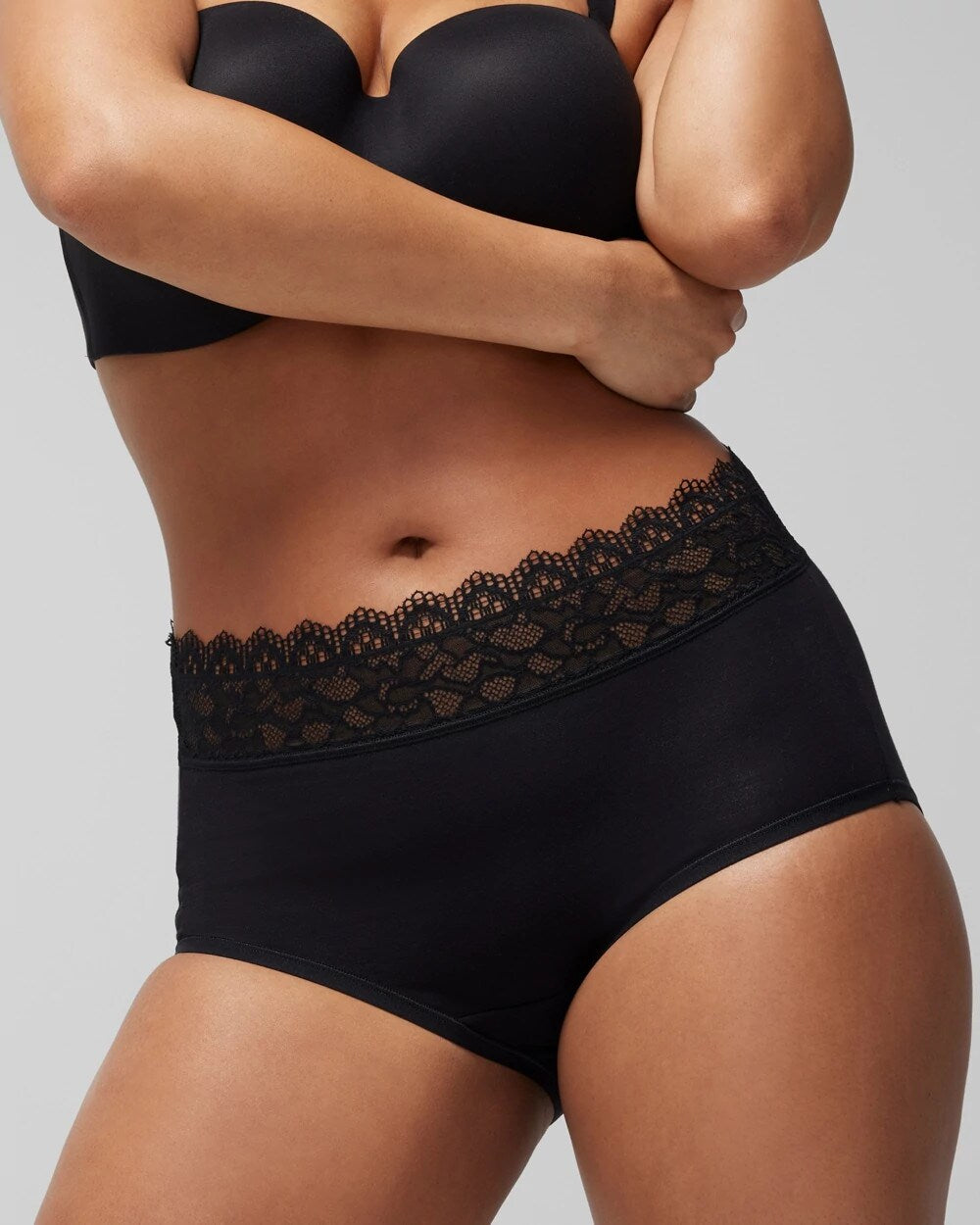 Brief Panty with Enchanting Lace