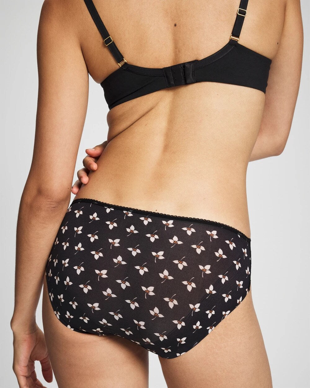 Edge Hipster Panty with Lace