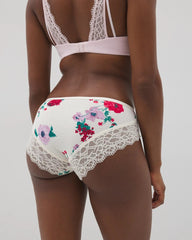 Hipster Panty with Enchanting Lace