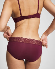 Hipster Panty with Enchanting Lace