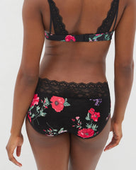 Hipster Panty with Enchanting Lace