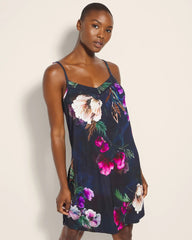 Chemise with Piping
