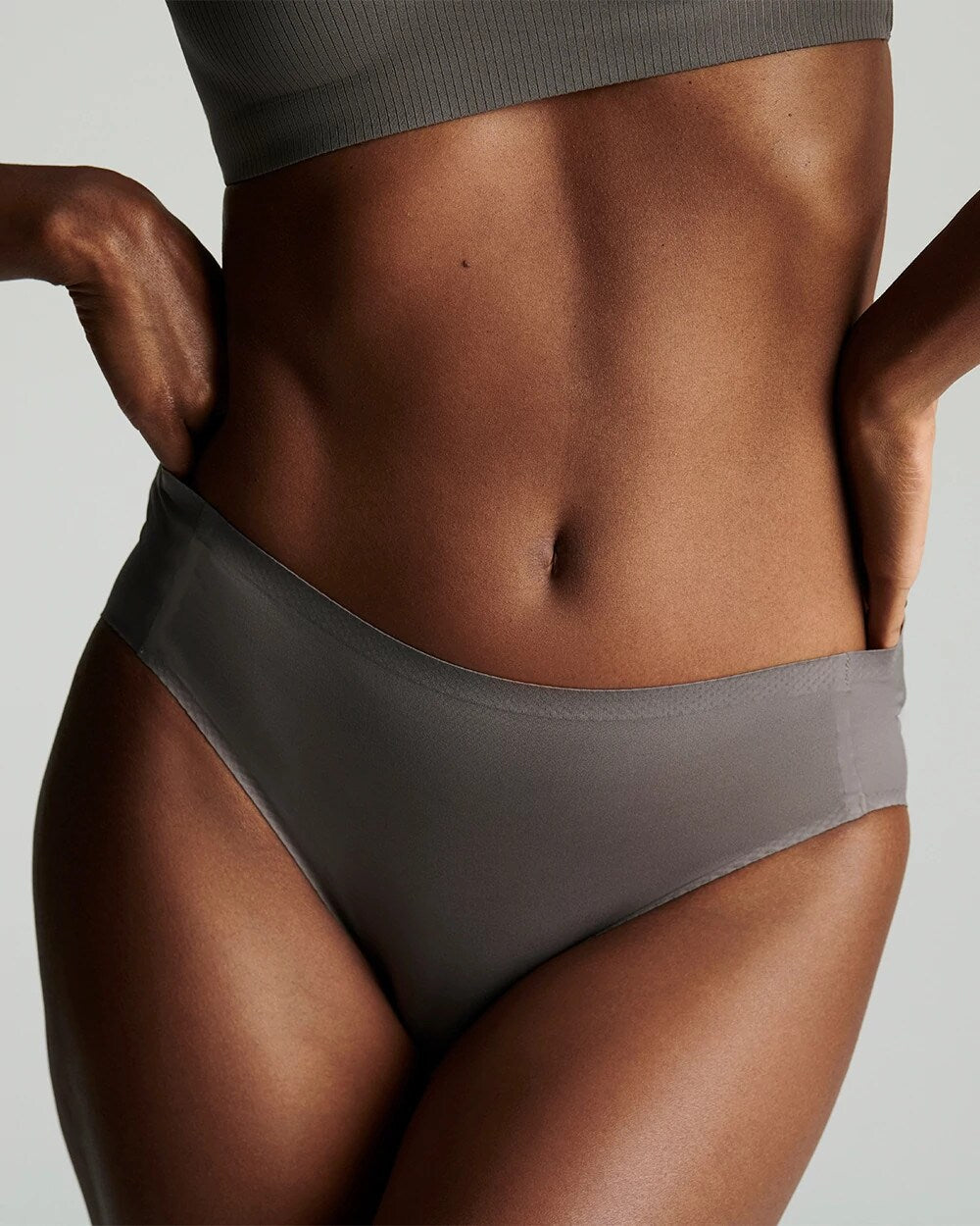 Soft Stretch High Leg Panty
