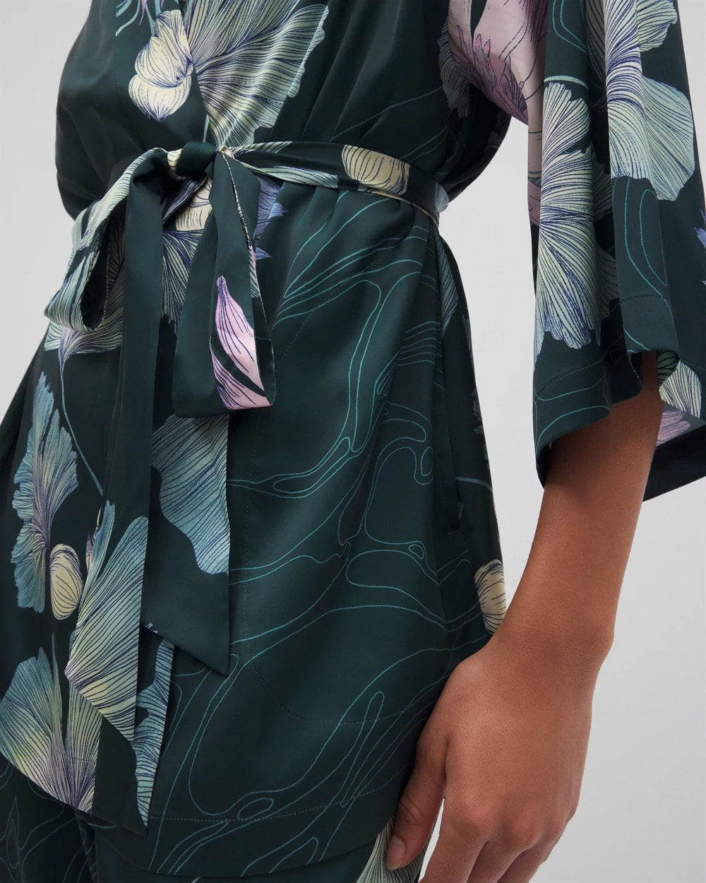 Short Robe