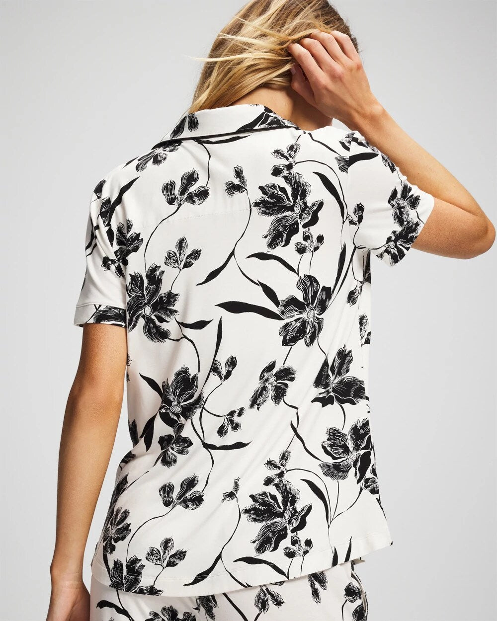 Piped Short Sleeve Notch Collar Pajama Top