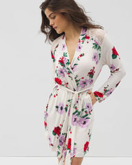 Short Robe With Lace
