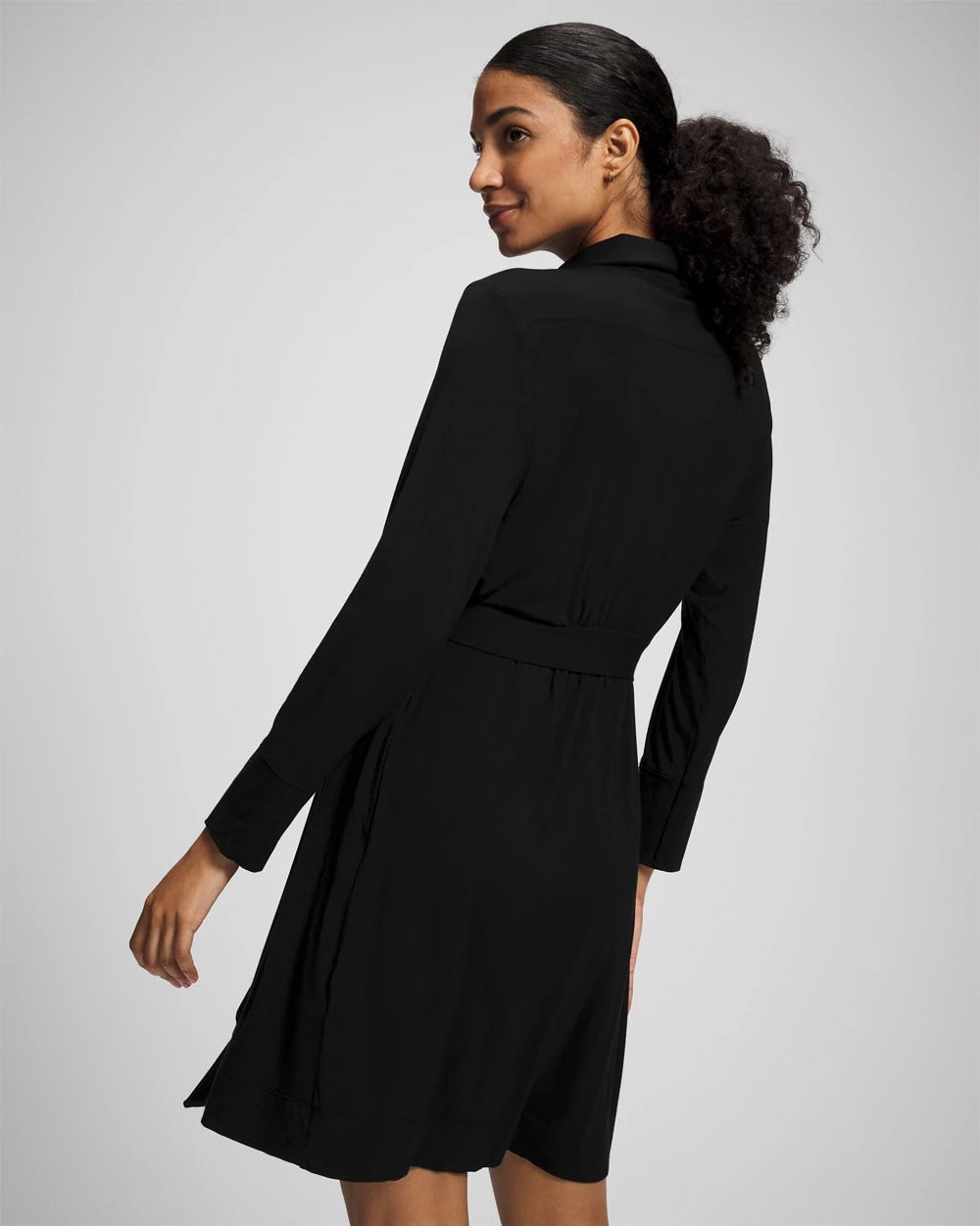 Short Robe
