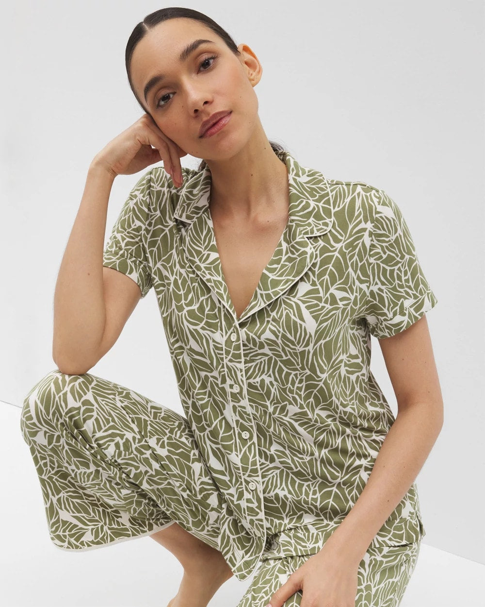 Piped Short Sleeve Notch Collar Pajama Top