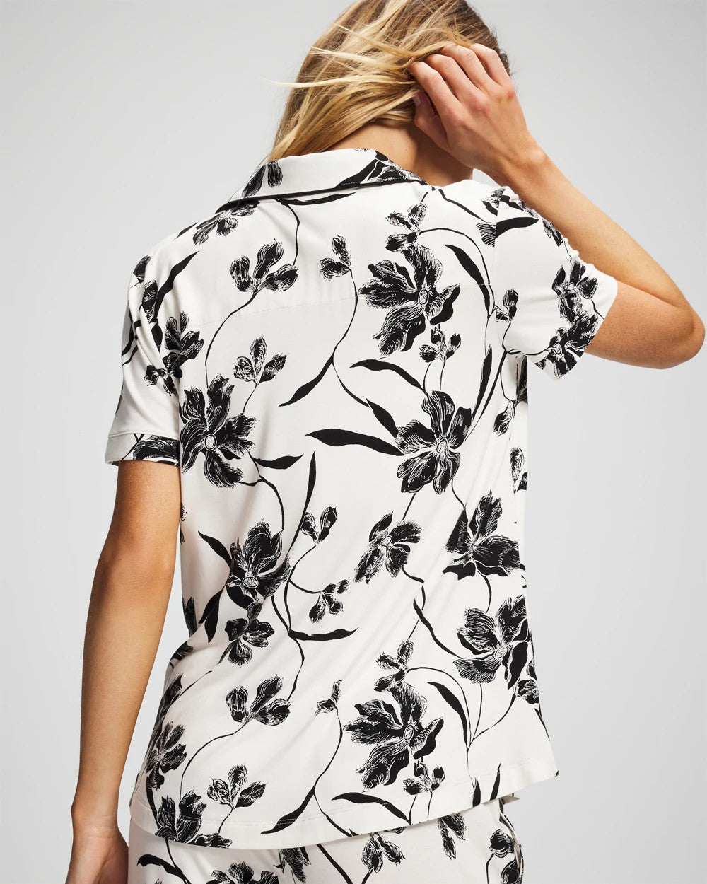Piped Short Sleeve Notch Collar Pajama Top
