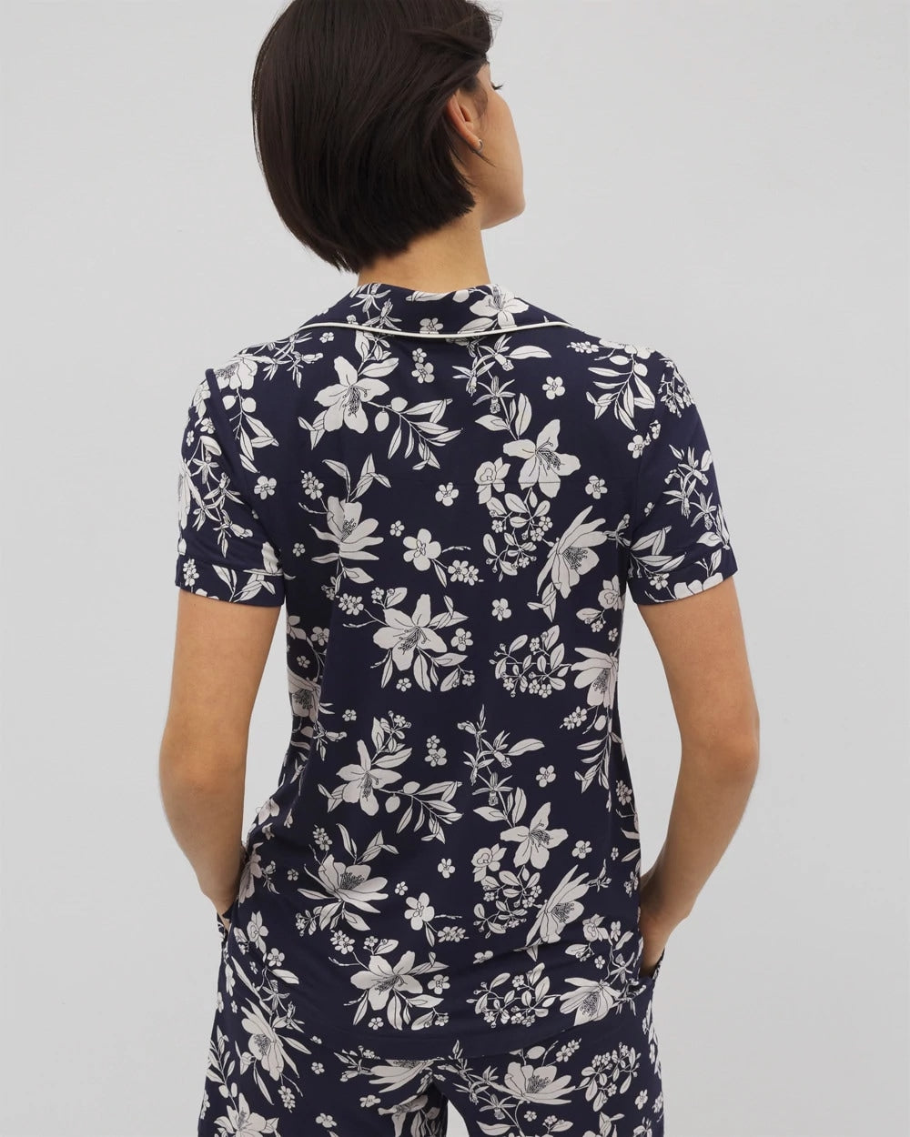 Piped Short Sleeve Notch Collar Pajama Top
