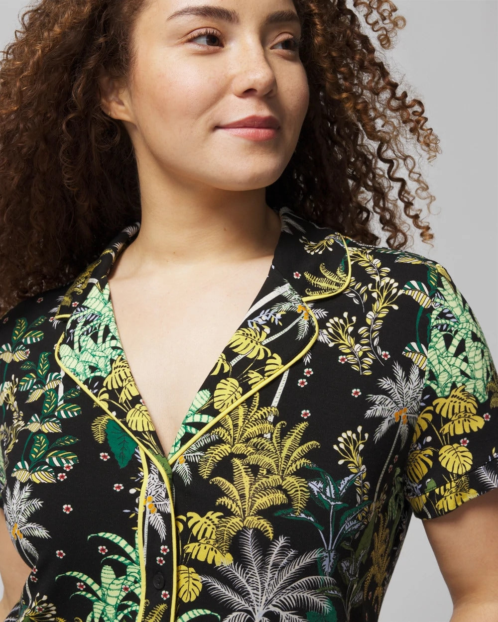 Piped Short Sleeve Notch Collar Pajama Top