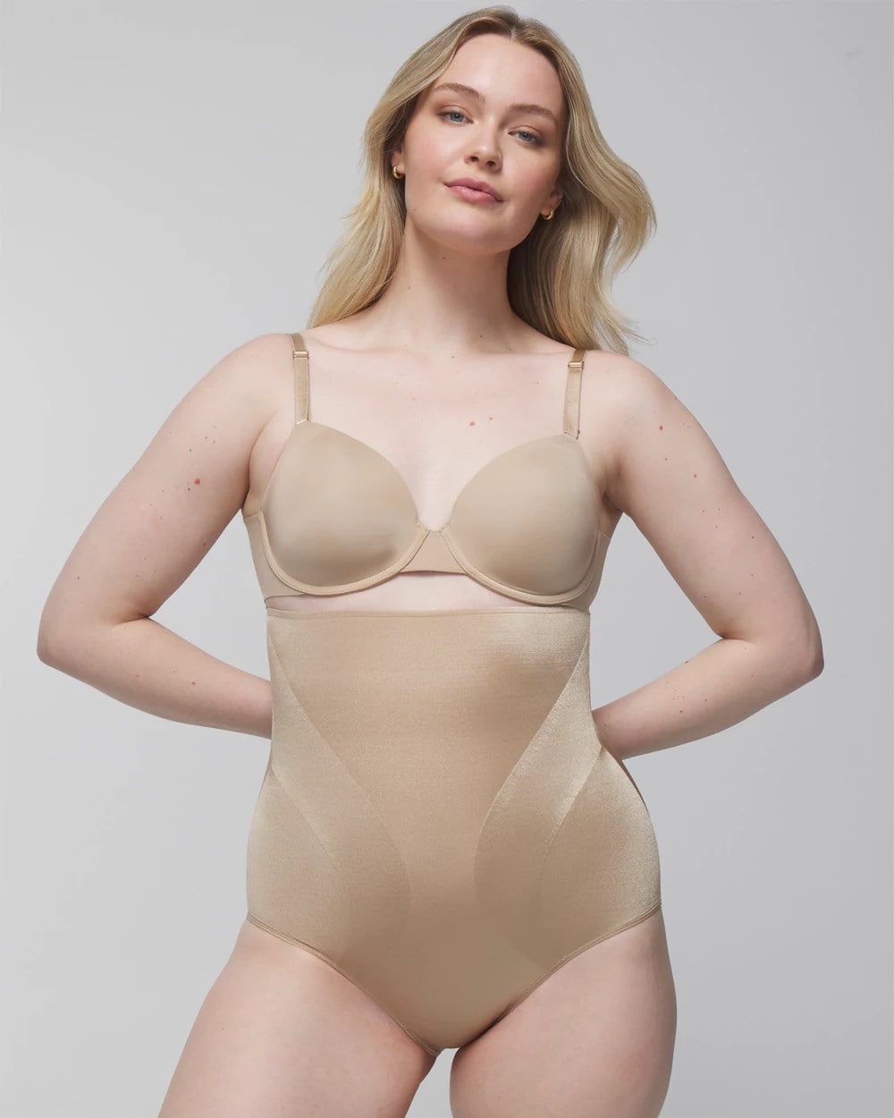 Mid-Level Shaping Vanishing Edge High-Waist Brief