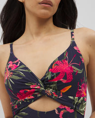 Soma Swim Twist-Front Keyhole One-Piece