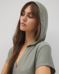 Crinkle Knit Short Sleeve V-Neck Hoodie