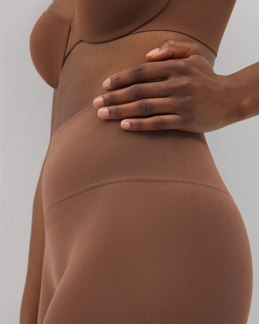 Mid-Level Shaping Seamless Shorts